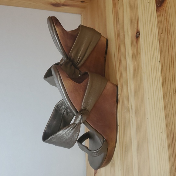 StylishSky Bronze Wedge Sandals GS753 - Picture 5 of 9